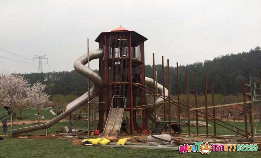 為何越來越多的地方都嚴(yán)格要求建造兒童戶外公園？
