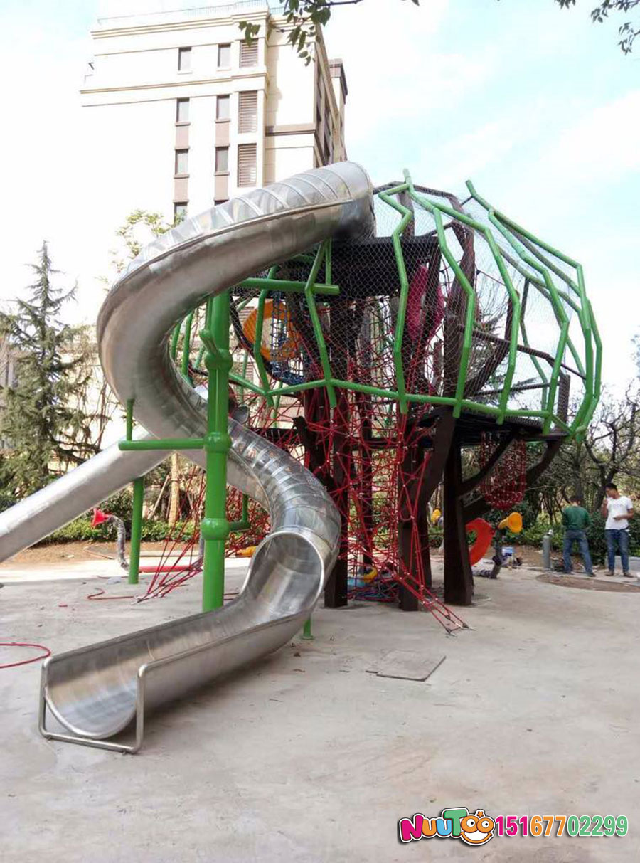 如何養(yǎng)護(hù)幼兒園戶外玩具？能使壽命更長久