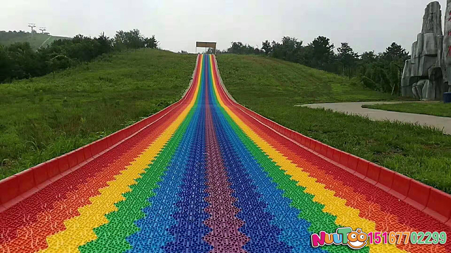 成都邛崍彩虹滑道加盟需要考慮什么因素？需要考慮地段