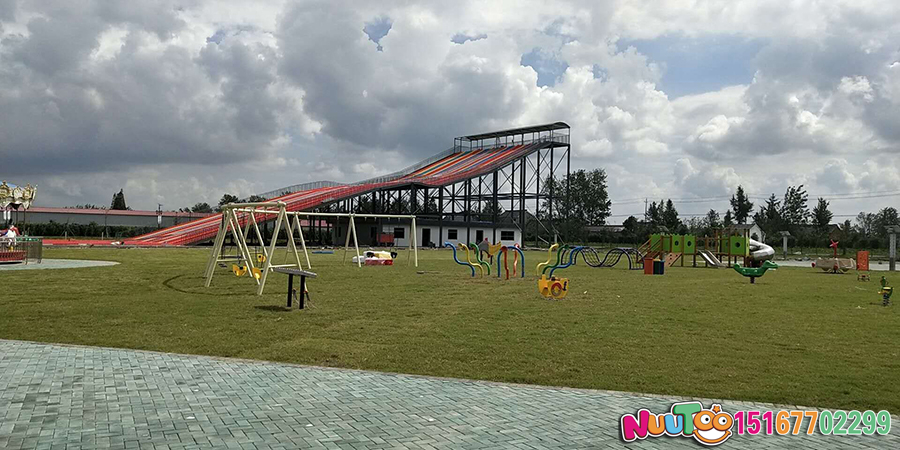 彩虹滑道項(xiàng)目建設(shè)之如何選擇場地