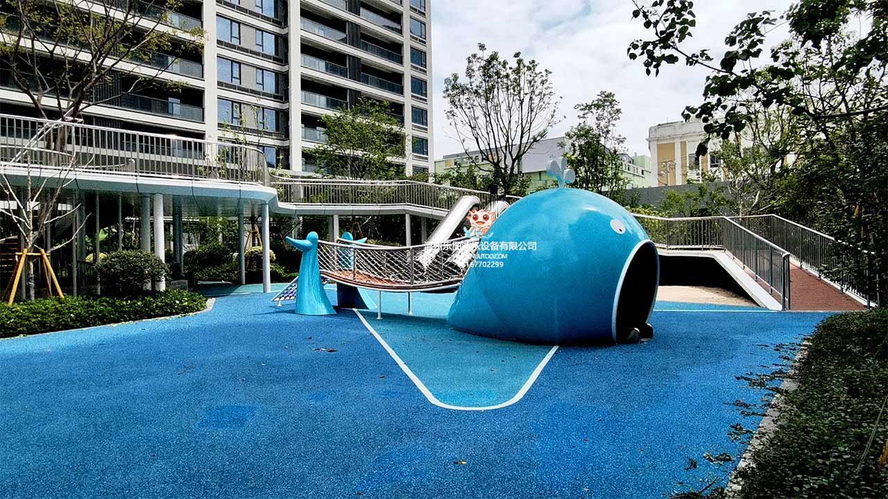 樂圖戶外無動力游樂設(shè)施：永嘉甌北街道社區(qū)不銹鋼組合滑梯完工
